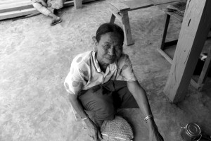 femme-visage-tattoo-birmanie